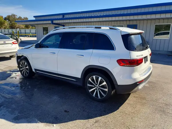 W1N4M4HB2MW117433 2021 MERCEDES-BENZ GLB - Image 2