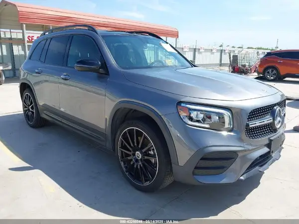 W1N4M4HB2NW172952 2022 MERCEDES-BENZ GLB - Image 1