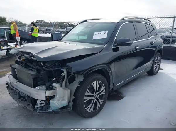 W1N4M4HB2RW346234 2024 MERCEDES-BENZ GLB - Image 2