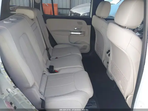 W1N4M4HB2RW369271 2024 MERCEDES-BENZ GLB - Image 8