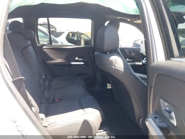 W1N4M4HB3LW023981 2020 MERCEDES-BENZ GLB - Image 8