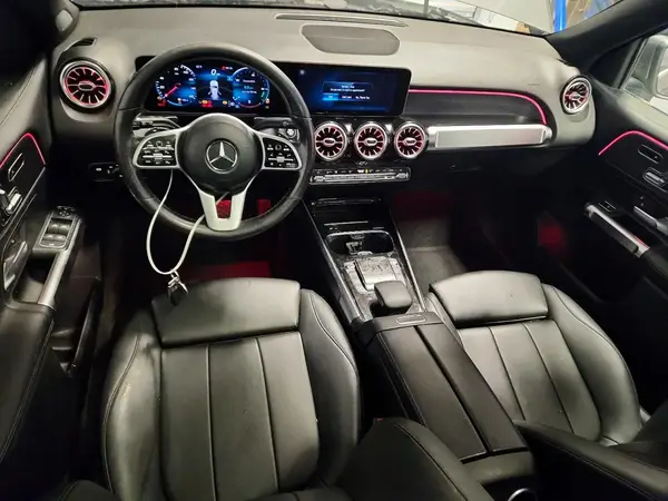 W1N4M4HB3MW104089 2021 MERCEDES-BENZ GLB - Image 8