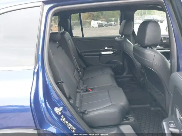 W1N4M4HB3MW158427 2021 MERCEDES-BENZ GLB - Image 8