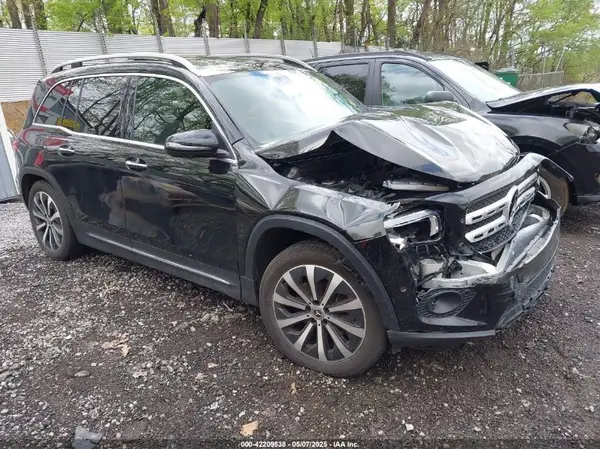 W1N4M4HB3NW247237 2022 MERCEDES-BENZ GLB - Image 1