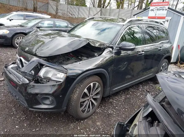 W1N4M4HB3NW247237 2022 MERCEDES-BENZ GLB - Image 2