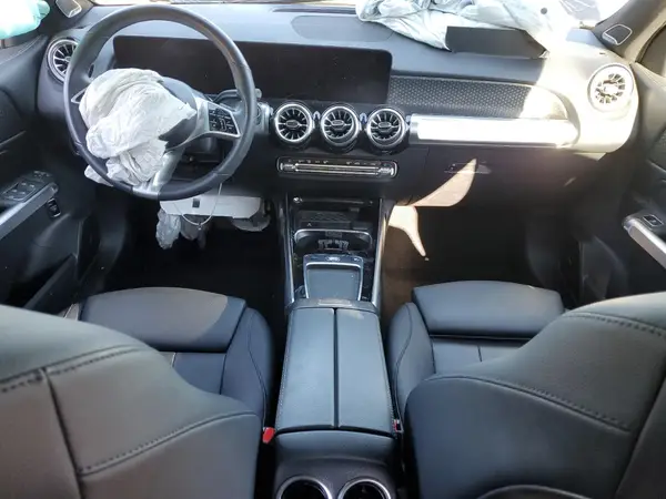 W1N4M4HB3RW355573 2024 MERCEDES-BENZ GLB - Image 8
