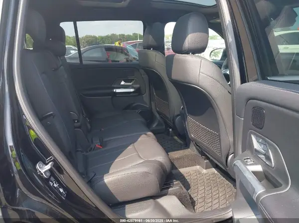 W1N4M4HB3RW360126 2024 MERCEDES-BENZ GLB - Image 8