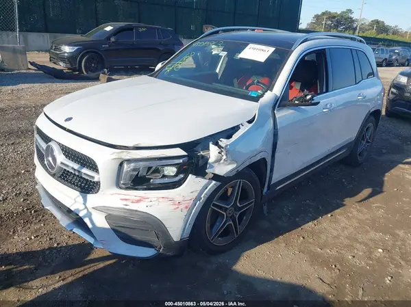 W1N4M4HB4LW015677 2020 MERCEDES-BENZ GLB - Image 2