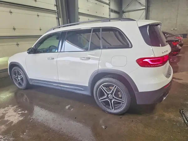 W1N4M4HB4LW017977 2020 MERCEDES-BENZ GLB - Image 2