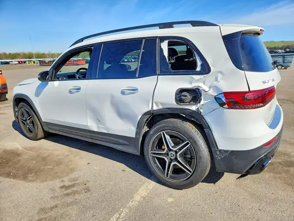 W1N4M4HB4MW111441 2021 MERCEDES-BENZ GLB - Image 2