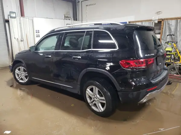W1N4M4HB4PW330159 2023 MERCEDES-BENZ GLB - Image 2