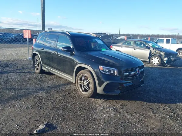 W1N4M4HB5LW073376 2020 MERCEDES-BENZ GLB - Image 1