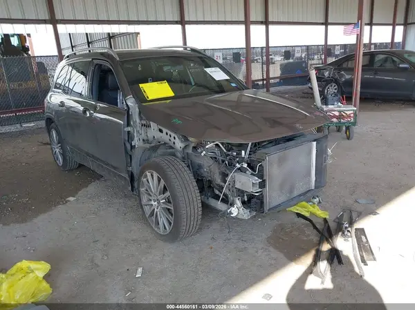 W1N4M4HB7MW137466 2021 MERCEDES-BENZ GLB - Image 1