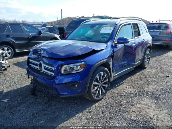 W1N4M4HB7NW231512 2022 MERCEDES-BENZ GLB - Image 2