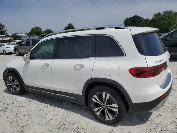 W1N4M4HB7SW384368 2025 MERCEDES-BENZ GLB - Image 2