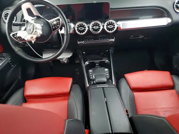 W1N4M4HB8MW149920 2021 MERCEDES-BENZ GLB - Image 8