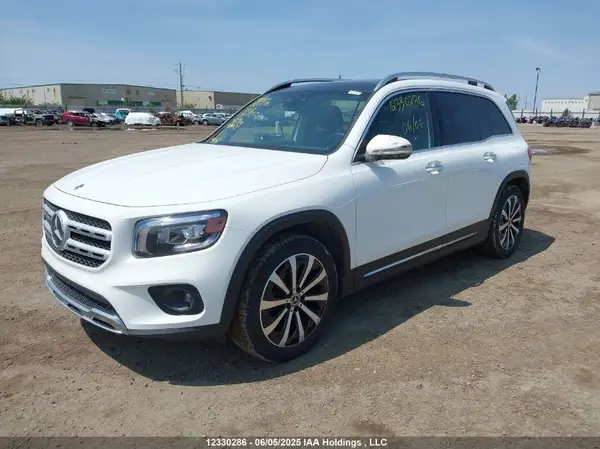W1N4M4HB8MW167897 2021 MERCEDES-BENZ GLB - Image 2