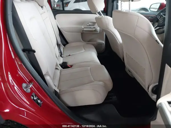 W1N4M4HB8NW182952 2022 MERCEDES-BENZ GLB - Image 8