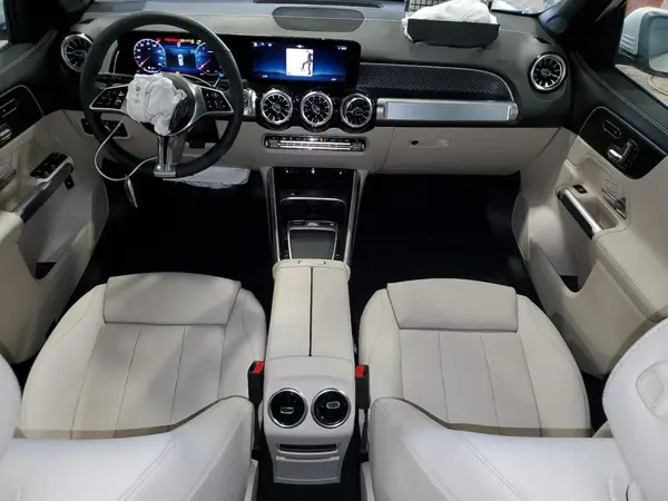 W1N4M4HB8SW398506 2025 MERCEDES-BENZ GLB - Image 8