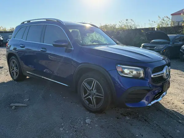 W1N4M4HB9LW035391 2020 MERCEDES-BENZ GLB - Image 1