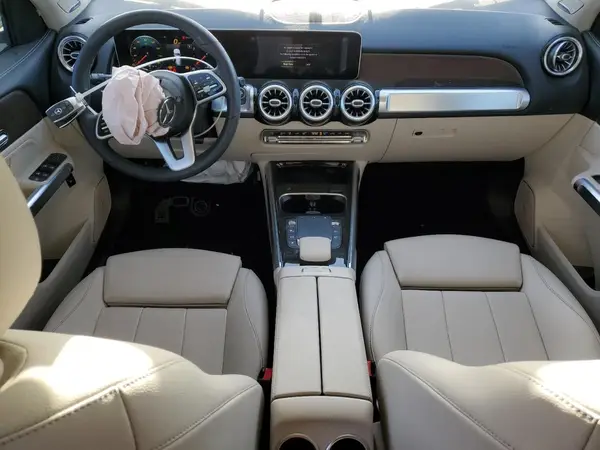 W1N4M4HB9MW102721 2021 MERCEDES-BENZ GLB - Image 8