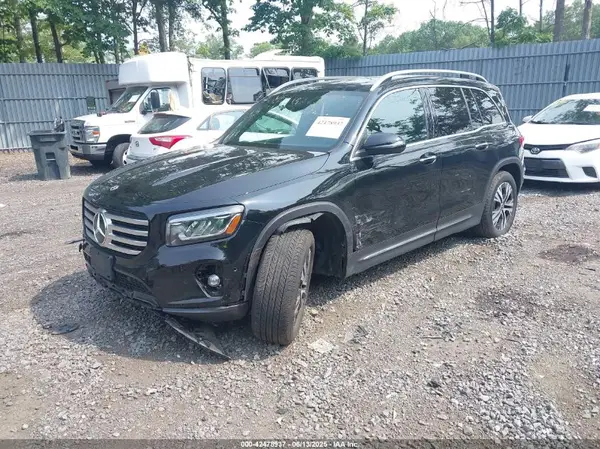 W1N4M4HB9SW408251 2025 MERCEDES-BENZ GLB - Image 2