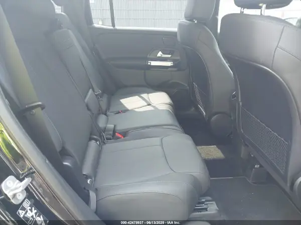 W1N4M4HB9SW408251 2025 MERCEDES-BENZ GLB - Image 8