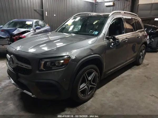 W1N4M4HBXLW033245 2020 MERCEDES-BENZ GLB - Image 2
