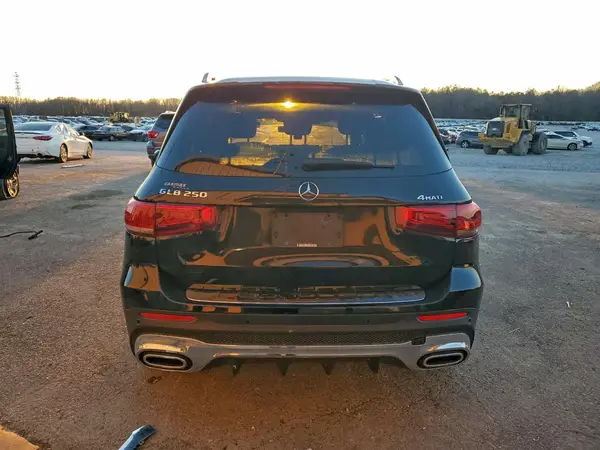 2021 MERCEDES-BENZ GLB COPART lot 98398435 auction photo 6