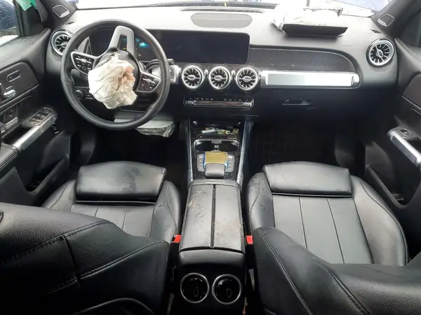 W1N4M4HBXMW154083 2021 MERCEDES-BENZ GLB - Image 8