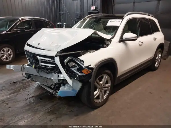 W1N4M4HBXNW242813 2022 MERCEDES-BENZ GLB - Image 2