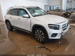 W1N4M4HBXPW275748 2023 MERCEDES-BENZ GLB
