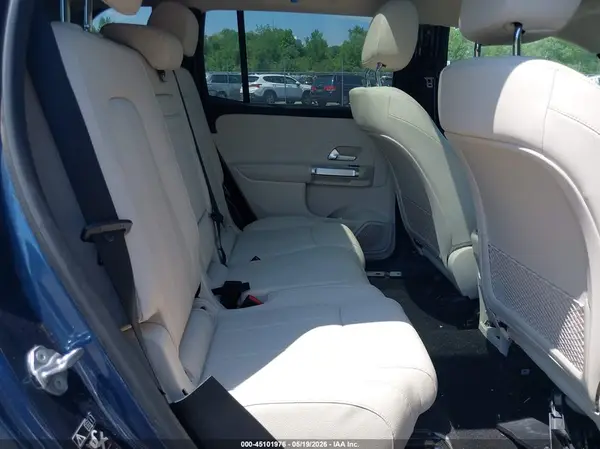 W1N4M4HBXPW283655 2023 MERCEDES-BENZ GLB - Image 8