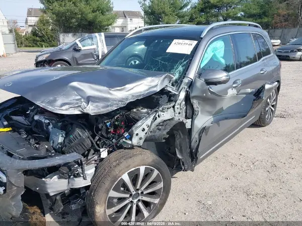 W1N4M4HBXPW316668 2023 MERCEDES-BENZ GLB - Image 2