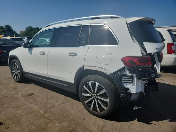 W1N4M4HBXPW322020 2023 MERCEDES-BENZ GLB - Image 2