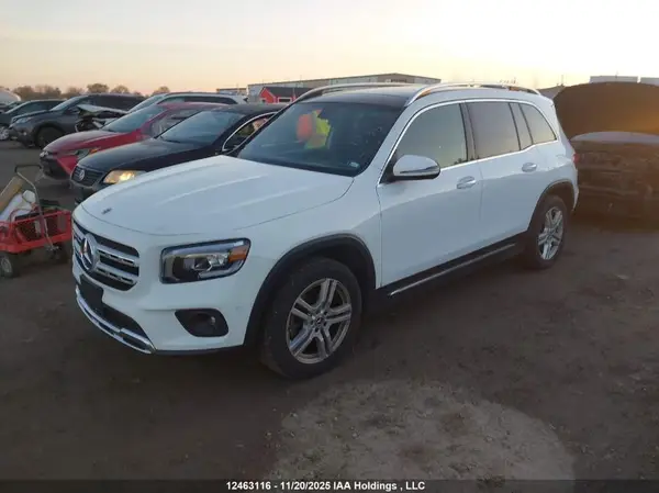 W1N4M4HBXPW322101 2023 MERCEDES-BENZ GLB - Image 2
