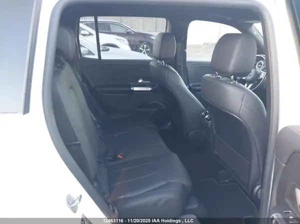 W1N4M4HBXPW322101 2023 MERCEDES-BENZ GLB - Image 8