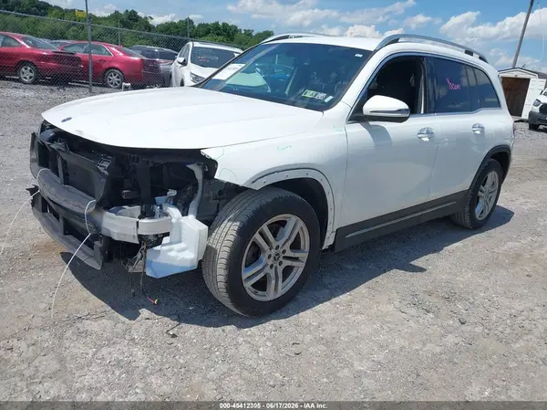 W1N4M4HBXPW325869 2023 MERCEDES-BENZ GLB - Image 2