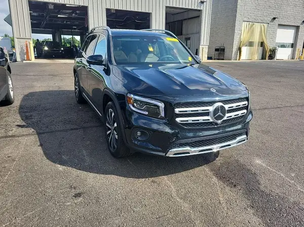 W1N4M4HBXPW331011 2023 MERCEDES-BENZ GLB - Image 8