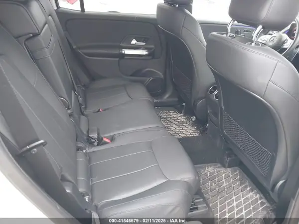 W1N4M4HBXPW335897 2023 MERCEDES-BENZ GLB - Image 8