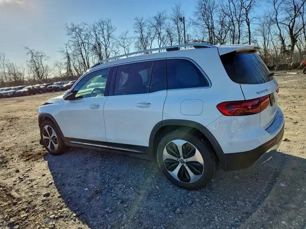 W1N4M4HBXRW367980 2024 MERCEDES-BENZ GLB - Image 2