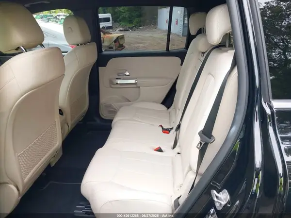 W1N4M4HBXSW386437 2025 MERCEDES-BENZ GLB - Image 8