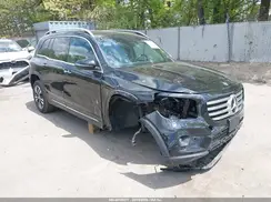 W1N4M4HBXSW400918 2025 MERCEDES-BENZ GLB