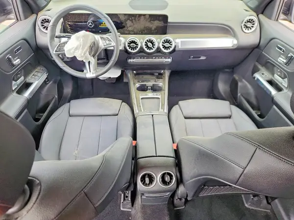 W1N4M4HBXTW447027 2026 MERCEDES-BENZ GLB - Image 8
