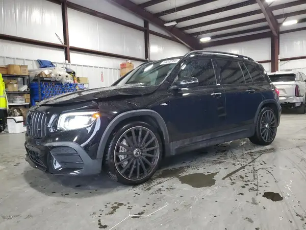 W1N4M5BB7MW089238 2021 MERCEDES-BENZ GLB - Image 1