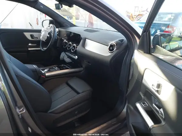 2026 MERCEDES-BENZ GLA-KLASSE IAAI lot 44848744 auction photo 5
