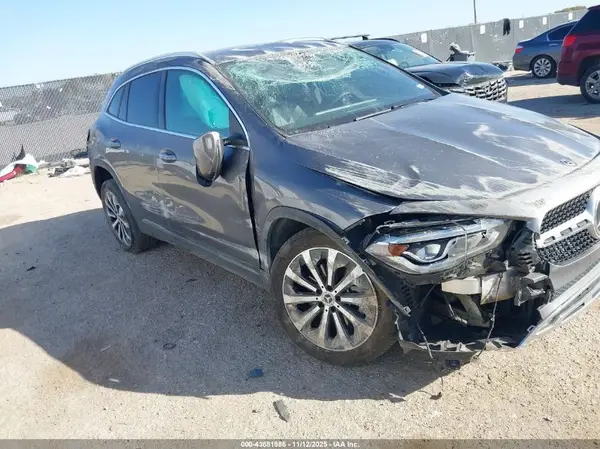 W1N4N4GB2MJ217818 2021 MERCEDES-BENZ GLA-KLASSE - Image 1
