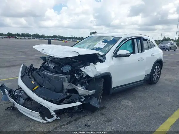 W1N4N4GB4PJ498699 2023 MERCEDES-BENZ GLA-KLASSE - Image 2