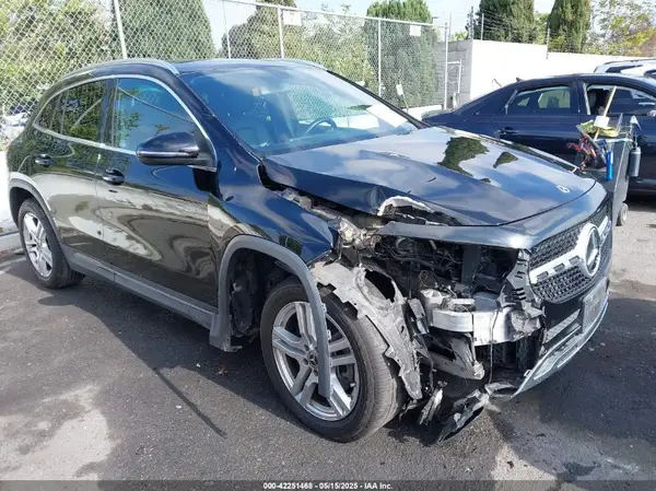 W1N4N4GB6MJ282039 2021 MERCEDES-BENZ GLA-KLASSE - Image 1