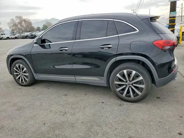 2021 MERCEDES-BENZ GLA-KLASSE COPART lot 73648905 auction photo 2